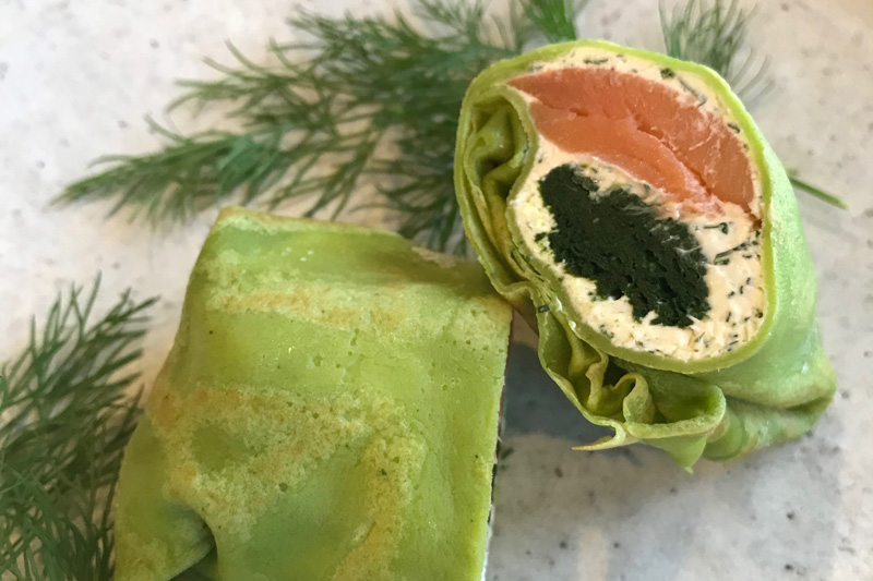 イーキュービックのオーガニック野菜パウダー「パウダーパレット」で作ったほうれん草のクレープ